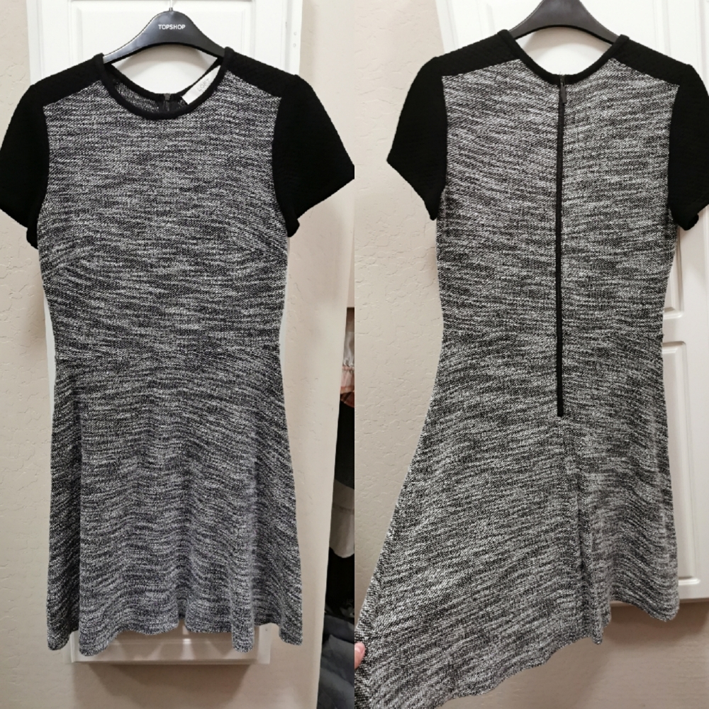 LOFT A-line knit dress with zip in size 4